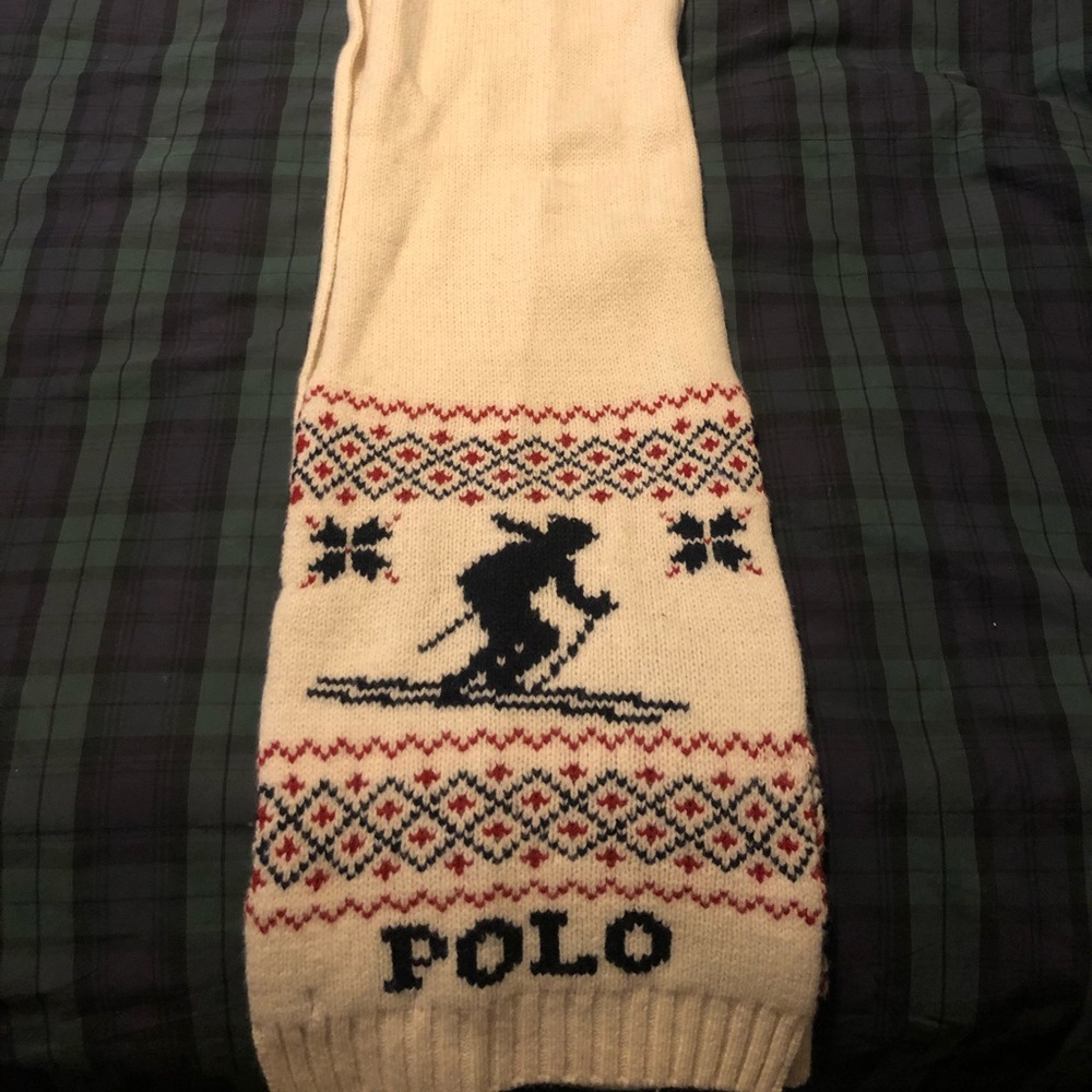 100% wool Polo festive Scarf